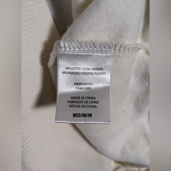 NWT Women's Marvel Black Panther Wakanda Forever Sweatshirt Size M (Oversize) - Picture 4 of 5